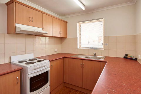 Elphin Villas - Accommodation Newcastle 10