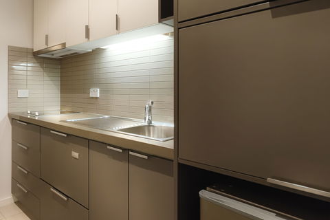 Caroline Serviced Apartments - Accommodation Newcastle 7