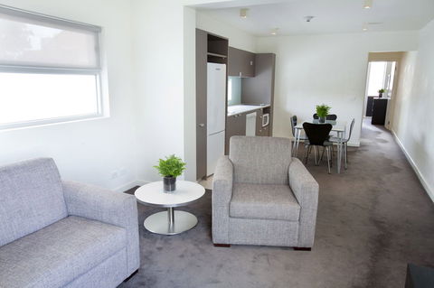 Cosmopolitan Hotel - Accommodation Newcastle 8