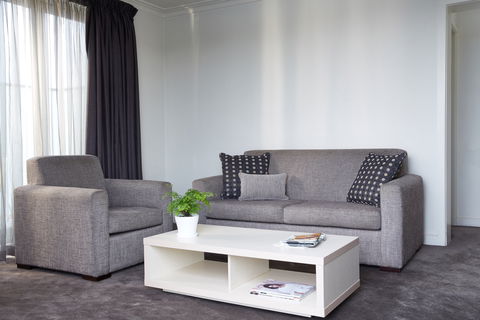 Cosmopolitan Hotel - Accommodation Newcastle 10
