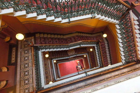 The Hotel Windsor - Accommodation Newcastle 2