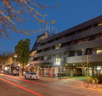 Comfort Hotel Adelaide Meridien - Accommodation Newcastle