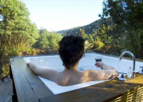 Huon Bush Retreats - Accommodation Newcastle 2