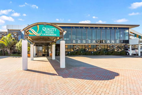 Quality Hotel Lighthouse - Accommodation Newcastle 1