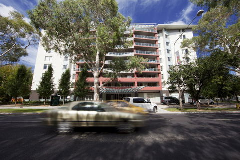 Pacific Suites Canberra - Accommodation Newcastle 0