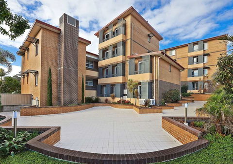 Comfort Inn & Suites Burwood - Accommodation Newcastle 1