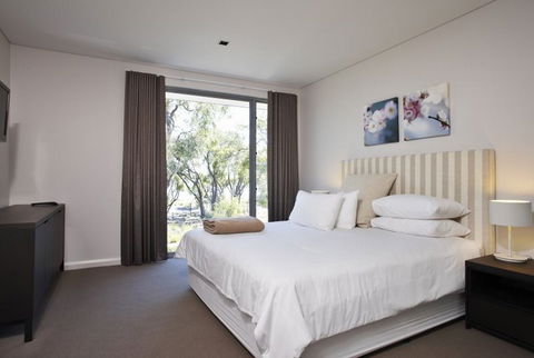 Aqua Resort - Accommodation Newcastle 1