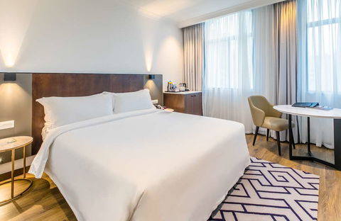 The Grace Hotel - Accommodation Newcastle 0