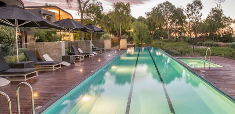 Aqua Resort - Accommodation Newcastle 2