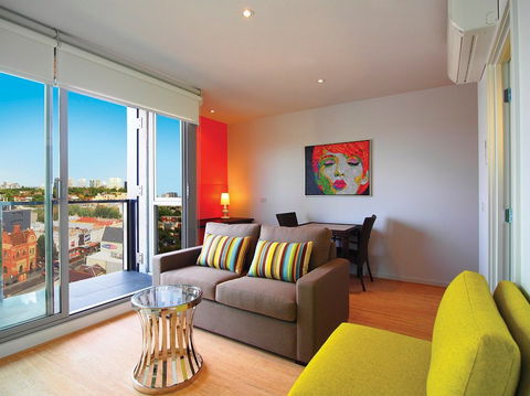 Oaks South Yarra - Accommodation Newcastle 2