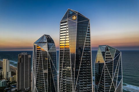 Langham, Gold Coast & Jewel Residences - Accommodation Newcastle 1