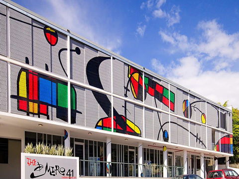 Miro Apartments - Accommodation Newcastle 0