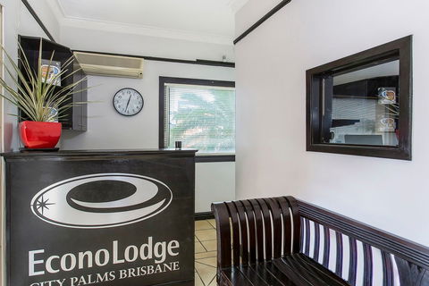 Econo Lodge City Palms Brisbane - Accommodation Newcastle 1