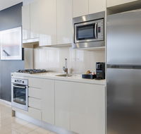 Meriton Suites Zetland - Accommodation Newcastle