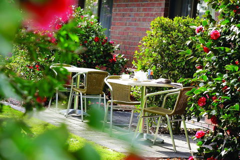 Hotel Bruce County - Accommodation Newcastle 2