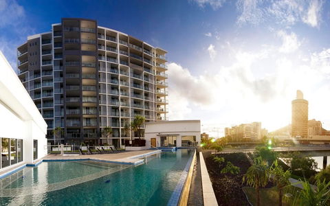 Oaks Gateway On Palmer - Accommodation Newcastle 0