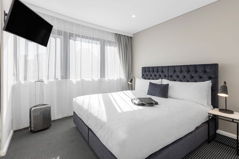 Meriton Suites Kent Street - Accommodation Newcastle 0