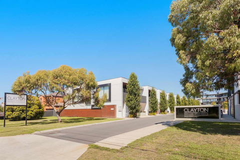 Clayton Serviced Apartments - Accommodation Newcastle 2