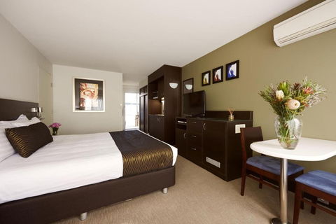 Station Motel - Accommodation Newcastle 2