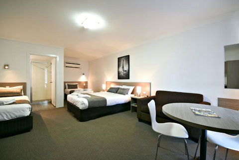 The Aberdeen Motel - Accommodation Newcastle 2