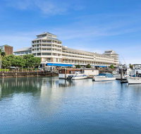 Shangri-La Hotel The Marina - Accommodation Newcastle