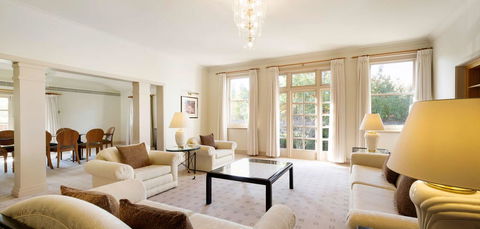 Hyatt Hotel Canberra - A Park Hyatt Hotel - Accommodation Newcastle 7