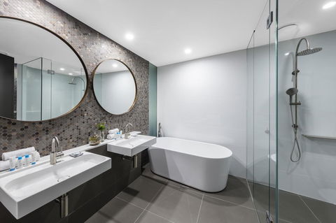 Vibe Hotel Canberra - Accommodation Newcastle 5