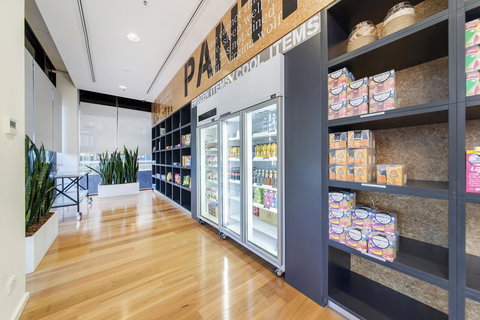 Abode Woden - Accommodation Newcastle 6