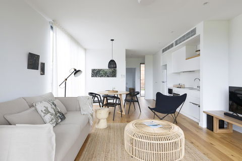Bangalay Luxury Villas - Accommodation Newcastle 6