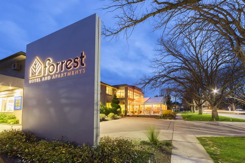 Forrest Hotel & Apartments - Accommodation Newcastle 0