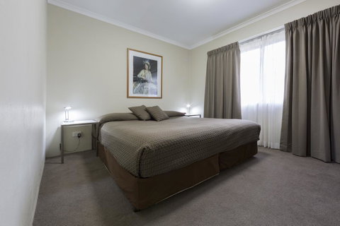 Forrest Hotel & Apartments - Accommodation Newcastle 18