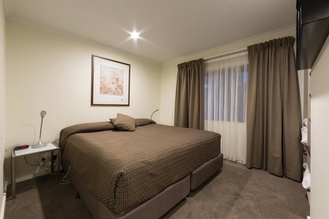 Forrest Hotel & Apartments - Accommodation Newcastle 20