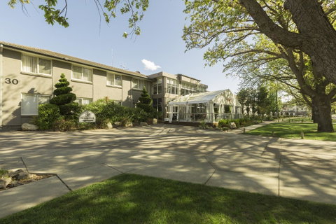 Forrest Hotel & Apartments - Accommodation Newcastle 27
