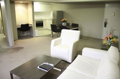 Pavilion On Northbourne - Accommodation Newcastle 14