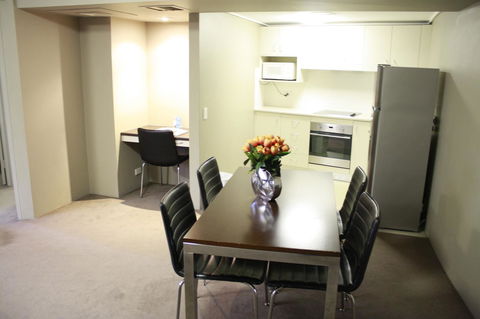 Pavilion On Northbourne - Accommodation Newcastle 15