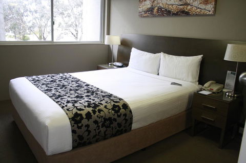 Pavilion On Northbourne - Accommodation Newcastle 8