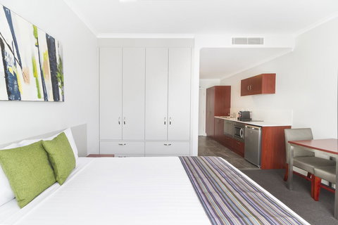 Abode Narrabundah - Accommodation Newcastle 14