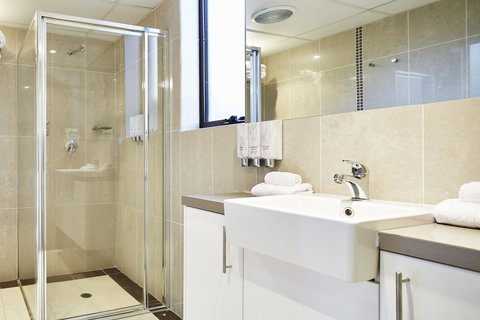 Manuka Park Serviced Apartments - Accommodation Newcastle 29