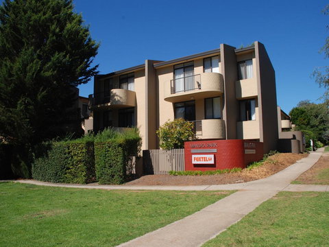Manuka Park Serviced Apartments - Accommodation Newcastle 2