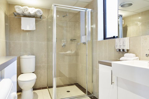 Manuka Park Serviced Apartments - Accommodation Newcastle 30