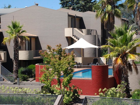 Manuka Park Serviced Apartments - Accommodation Newcastle 11