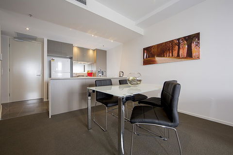 Manhattan 303 Canberra City ACT - Accommodation Newcastle 15