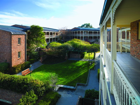 Adina Serviced Apartments Canberra Kingston - Accommodation Newcastle 13