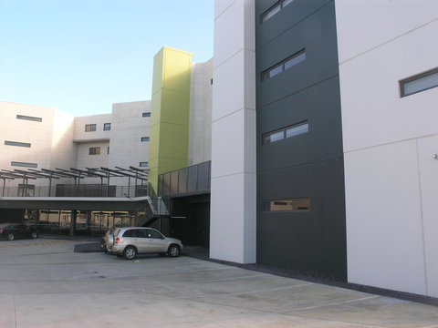 Kesh At Hudson Square - Accommodation Newcastle 3