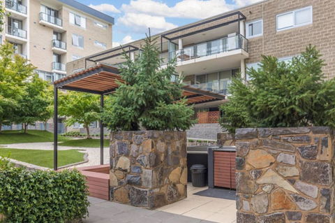 Spacious 1BR Stylish New Acton Apartment +Parking - Accommodation Newcastle 22