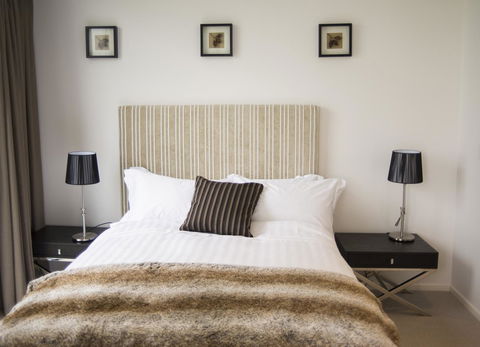 KUI - Manhattan Apartments - Accommodation Newcastle 9