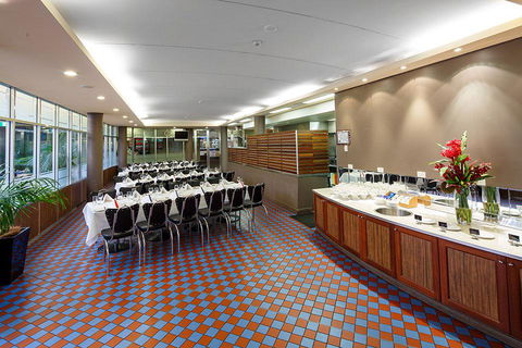 Quality Hotel Dickson - Accommodation Newcastle 8