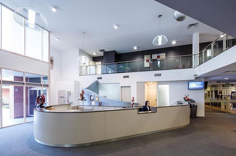 Quality Hotel Dickson - Accommodation Newcastle 4