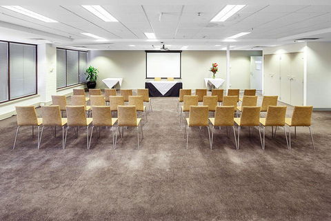 Quality Hotel Dickson - Accommodation Newcastle 25