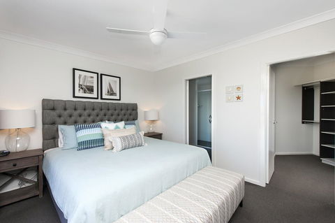 Mollymook Beachfront Penthouse 9 - Accommodation Newcastle 11